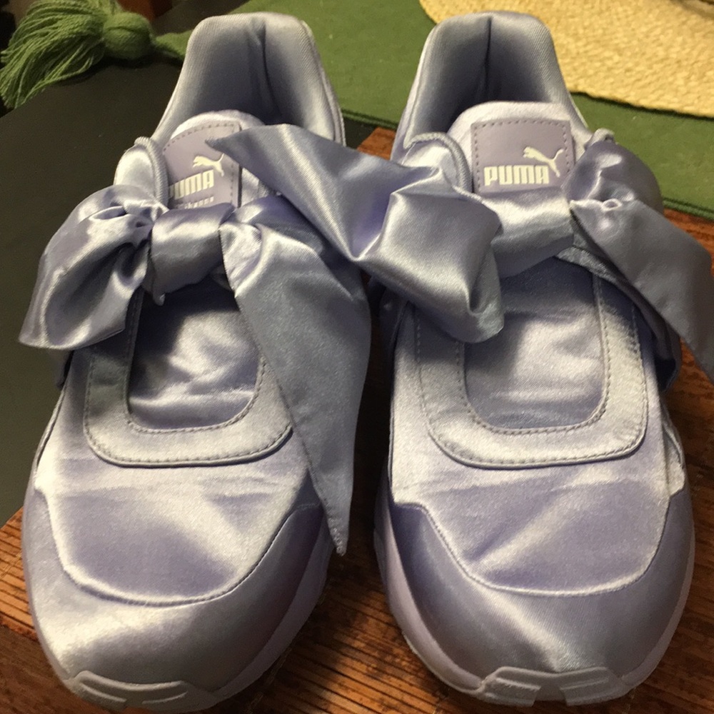 Puma by Rihanna 9.5 like new